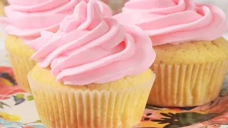 Vanilla Cupcakes Recipe Demonstration - Joyofbaking.com