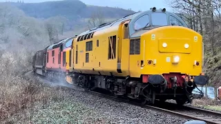 Watch The Exciting Log Train Conquer Talerddig Bank In The Evening Feat.Class 37/97 Locomotives (4k)