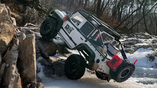 Traxxas TRX4 LAND ROVER DEFENDER D110 Pickup Off-road Driving(Winter) 4X4 RC Car No.38