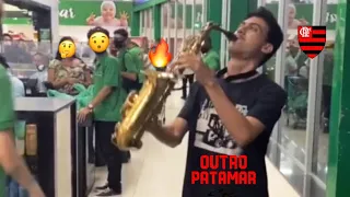 ENTREI no MERCADO tocando o HINO DO FLAMENGO 😱🔥