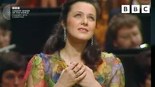 Valeria Esposito - Caro nome from Rigoletto (CSOTW, 18th June 1987)