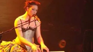 Amanda Palmer - "I Want You, But I Don't Need You"