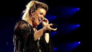 Kelly Clarkson - Mine live in Las Vegas, NV - 8/18/2023