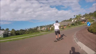 MAJOR HIGHSPEED CRASH ON LONGBOARD 50Kmh