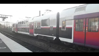 Z8800 livrée Carmillon (RER C - Juvisy) - Départ