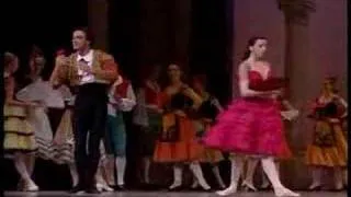 Prima ballerina assoluta Nino (Nina) Ananiashvili - Kitri's Entrance - Don Quixote