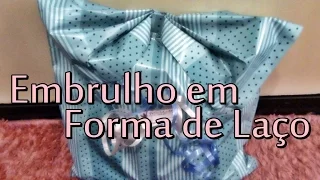 Embrulho em Forma de Laço