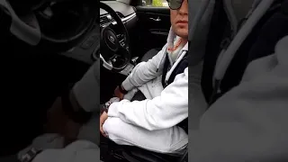 Актер Павел Прилучный заснул пьяный в чужой машине