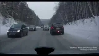 NEW shocking near car accident on icy road  in Russia!ДТП около аварии