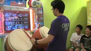 Japanese Arcade Drum Game -- Two-Player Solo!