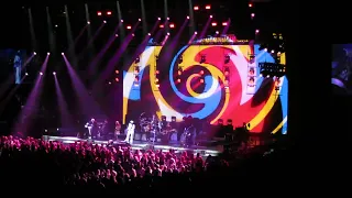 Nile Rodgers & CHIC "Good Times" & "Rapper's Delight" (The Sugar Hill Gang cover) Chicago 2022