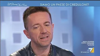 Andrea Scanzi: "Salvini non vive negli attici, si sporca le mani ma nel libro 'Il Cazzaro ...