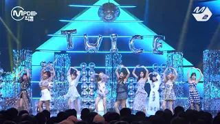 Mirrored MPD직캠 트와이스 직캠 4K 'Dance The Night Away' TWICE FanCam @MCOUNTDOWN 2018 7 19