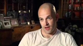 Dark Shadows Jonny Lee Miller Interview [Set]