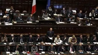 Италия: депутаты проголосовали за уже присягнувшее...