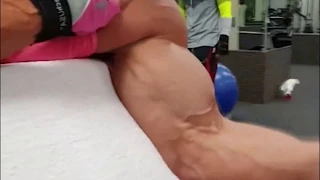 Biggest female bodybuilders huge biceps 1