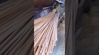 Automatic bamboo splitting machine