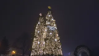 Засвітили  головну ялинку Луцька(19.12.2020)