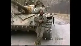 Трофейный азербайджанский танк Т-72 в Карабахе | 1993 год