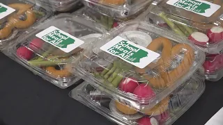 Advocates hope Pennsylvania bites on universal free school lunches