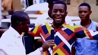 Fr DONNAT MWANZA CHANTE BANA CONGO TOSIMBANA MABOKO dans NTshikukumina