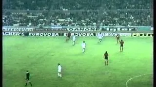 1973 (October 31) Europe XI 4-South America XI 4 (FIFA Charity Match)