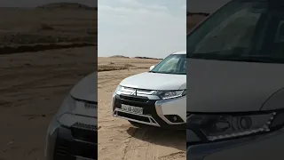 Outlander in desert 🏜️