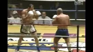 Kickboxing:  'Iron' Mike Zambidis vs Gurkan Ozkan 2004