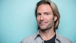 Eric Whitacre describes being inspired by "O Magnum Mysterium"