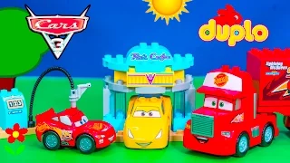 Playtime with Lightning McQueen from Cars 3 and Lego Duplo Toys
