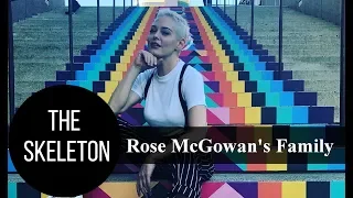 Rose McGowan's Family: 6 Siblings and No Kids