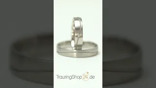 💍🌊 Platin 600 Trauringe mit matter Welle und Brillant | TrauringShop24.de