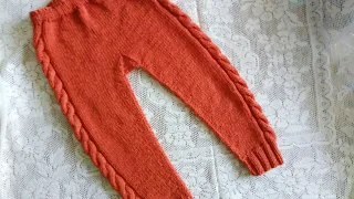 Вязаные спицами штанишки для ребёнка 1,5 - 2 года.