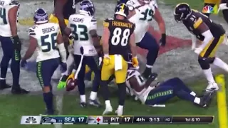 Darrell Taylor *NECK* Injury… | Seahawks vs. Steelers - Week 6, 2021 |