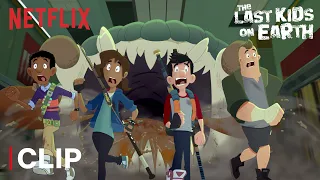 Wormungulous Chase at the Mall 🌎 The Last Kids on Earth Book 2 | Netflix After School