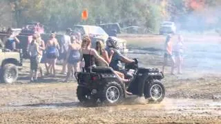 Mud tractor racing in Russia VS mud truck racing in USA