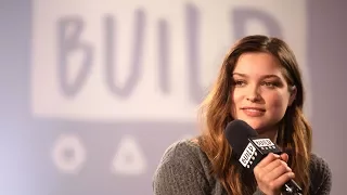 Sophie Cookson Talks Fooling Around With Naomi Watts in "Gypsy"