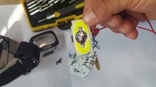 What Is Inside In Energizer Battery Head Lamp