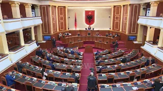 Ora News - Parlamenti rinis me 18 janar, Evgjeni Bashari zgjidhet drejtuesja e re e ILDKPKI-së