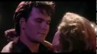 Johnny sings to Baby - Dirty Dancing's final scene