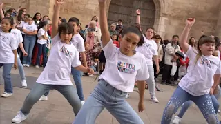 Día Internacional de la Danza 2024 Héctor Caro Estudio de Danza (Jazz Funk Junior Remix)