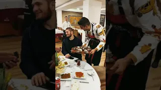 Khabib Nurmagomedov Gets Pranked By Turkish Chef.CZNBurak In Dubai-UAE