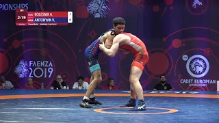 BRONZE GR - 55 kg: A. KOLESNIK (RUS) v. V. ANTONYAN (ARM)