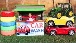 Sofia plays with Car Wash and Ride On Сhildren's Сar