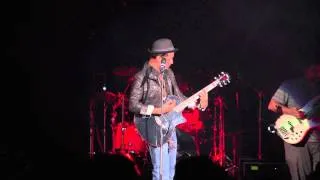 ATIF ASLAM AT SEATTLE WA - INTENSE 2011 - Aadat