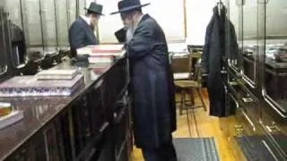 Sharmash Rebbe גובע עדות מבעל ברך משה ז"ל