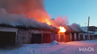 пожар в городе Туймазы горят горажы