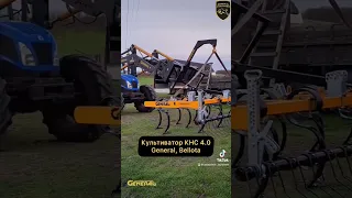 Фронтальний навантажувач General на тракторі New Holland