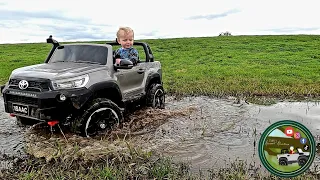 Puddle Crossings in 4x4 #powerwheels #hilux