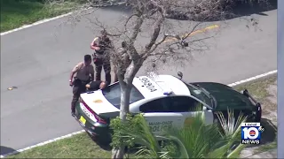 Suspect in custody after high-speed police chase ends in North Miami